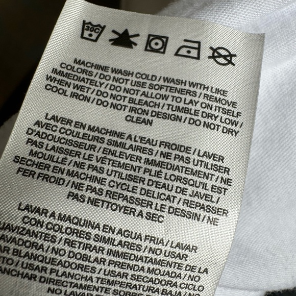 NWOT Nike NYC RUN Boroughs Large Athletic Cut Tee - Picture 12 of 13